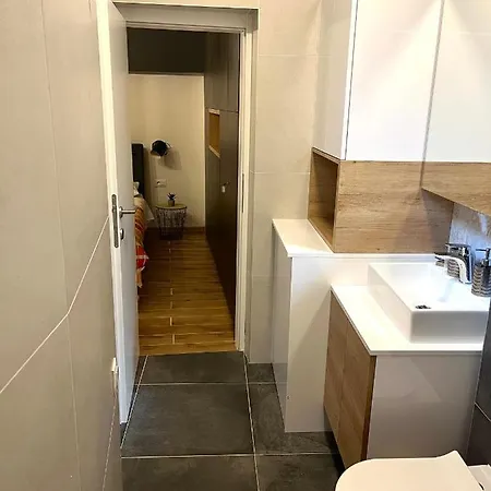 Studio apartment Iva Zagabria Esterno foto