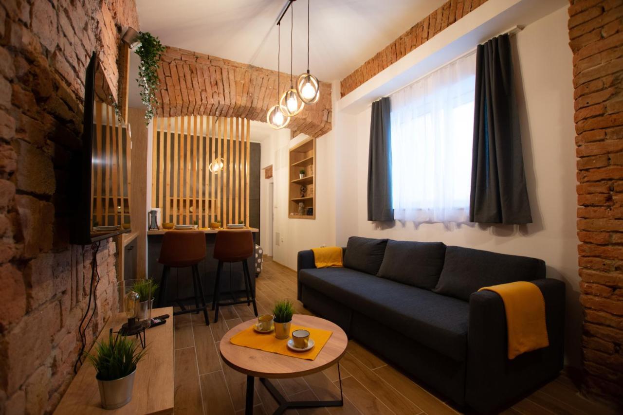 Iva Apartment